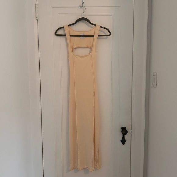 Alya Cream Midi Dress - Picture 4 of 5